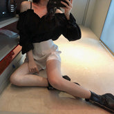 Chiffonblusen mit ausgestellten Ärmeln und Rüschen